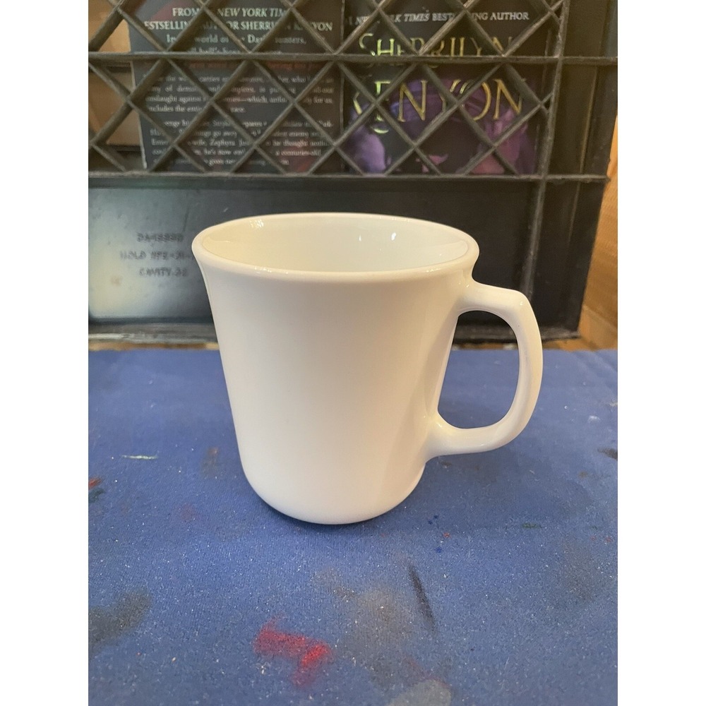 Vintage 1970s Corning Corelle Winter Frost White Mug USA #37 Flat Top Handle